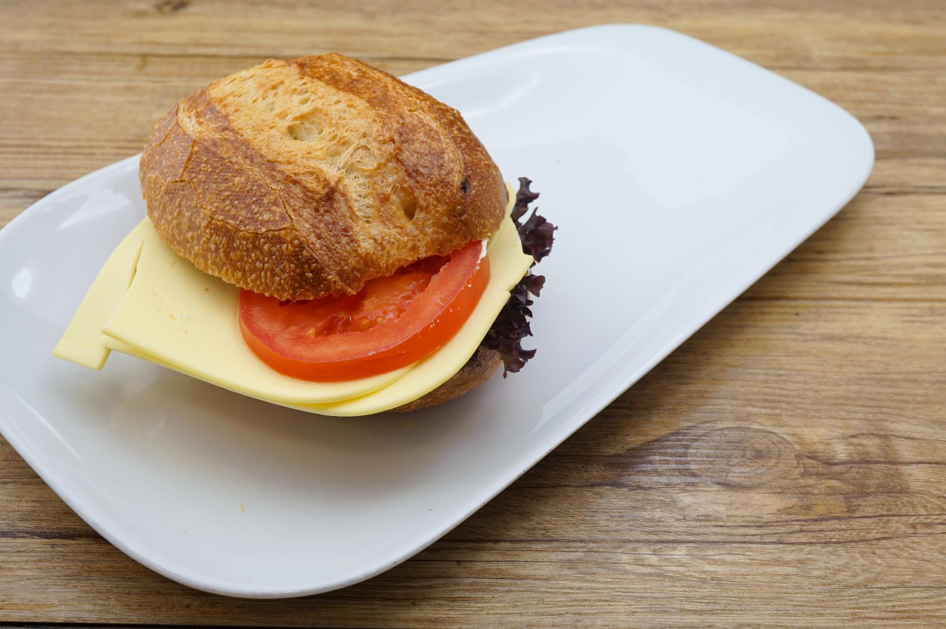vegane Brokkoli Nussecke